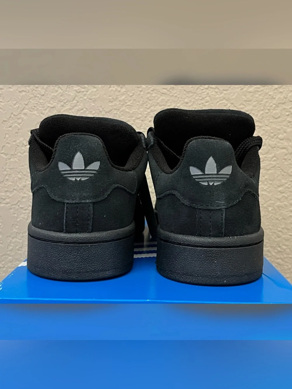 Adidas Campus 00s Black Suede Color Shoes    Kids Size-4.5